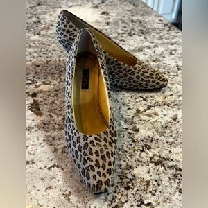 Valley Lane‎ Leopard Print Glove Heels
